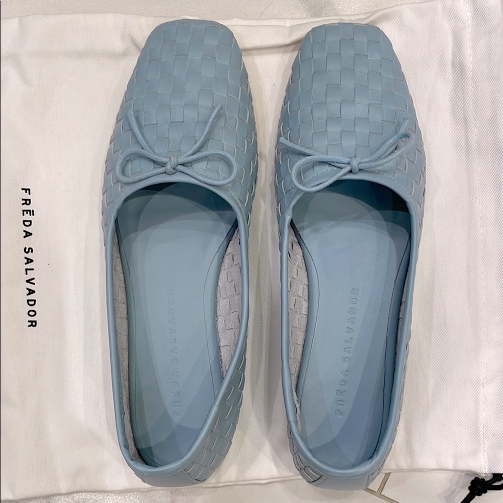 Like new Freda Salvador ballet flats worn once